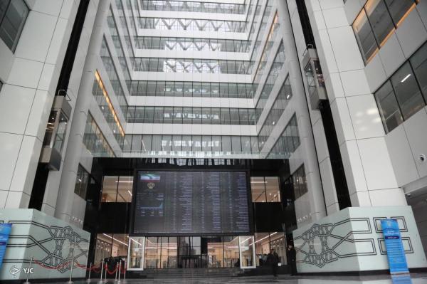تذکر 45 نماینده به وزیر اقتصاد برای پیگیری پرونده عاملان نصب ماینر در ساختمان بورس