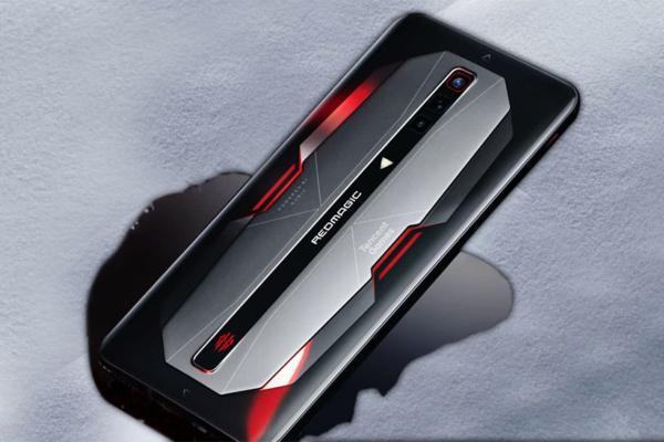 گوشی های گیمینگ REDMAGIC 7 با تراشه ای ویژه گوشی های گیمینگ REDMAGIC 7 با تراشه ای ویژه