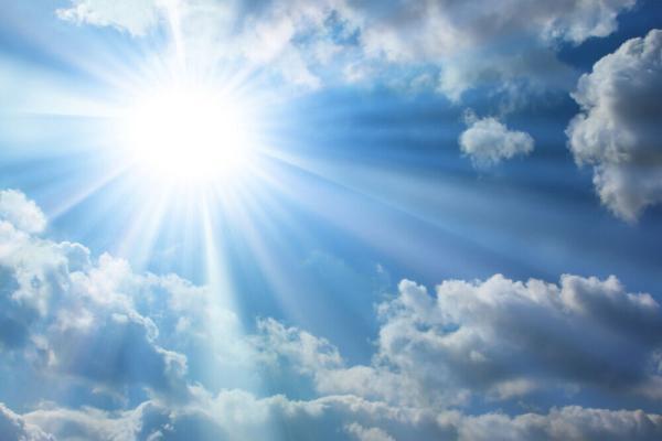 هشدار تابش اشعه UV حتی در سایه ، آسیب های اشعه ماورای بنفش بر بدن ، این 4 ساعت در معرض نور خورشید قرار نگیرید